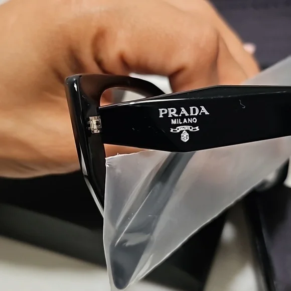 Prada glasses frame - Picture 3 of 7